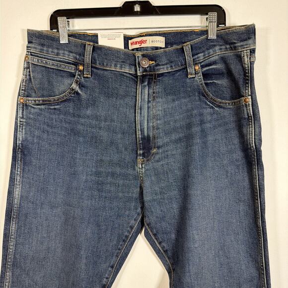 Wrangler Bootcut Denim Jean 36 X 32 Stretch Medium Wash Western Cowboy Rodeo NWT - Picture 7 of 8